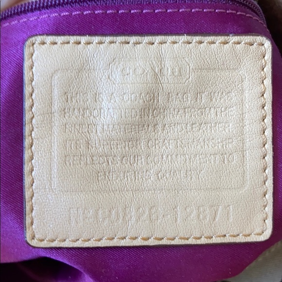 Coach shoulder **last week available** - Picture 9 of 12